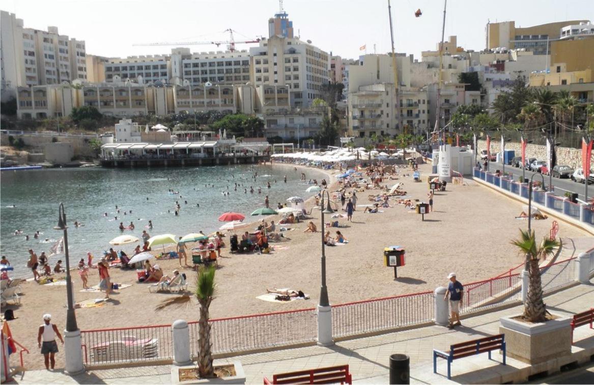 Seafront Lux Apart Inc Pool, Upmarket Area 斯利马 外观 照片